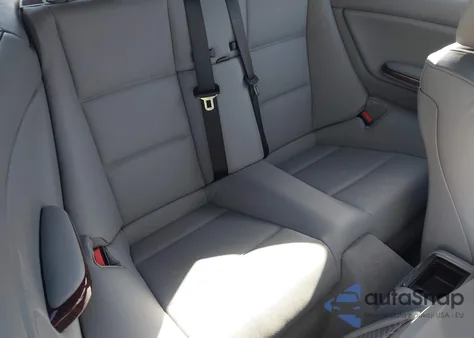 2004 BMW 325Ci z USA, uszkodzony, nr VIN WBABW33414PL28805